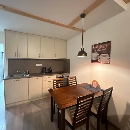 Διαμέρισμα Rodinne Mezonety Na Lipne Apt16