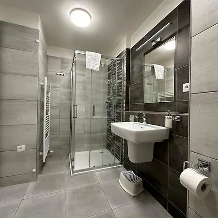 Rodinne Mezonety Na Lipne Apt16